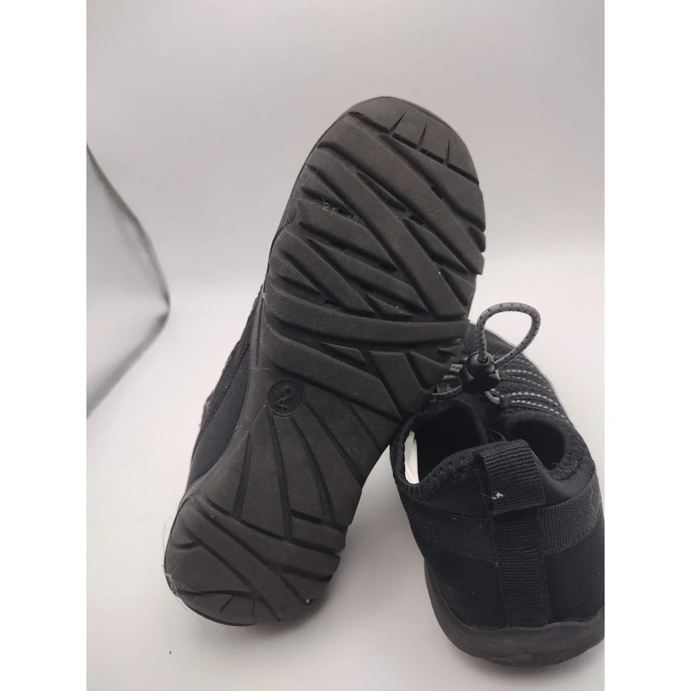 All in Motion Kids Black Mesh Water Shoes Bungee Toggle Slip On Size 2
